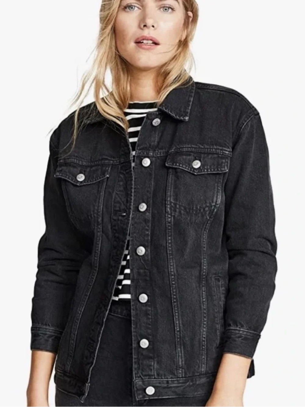 Madewell Oversized Trucker Jean Jacket in Washed Black, Size‎ S